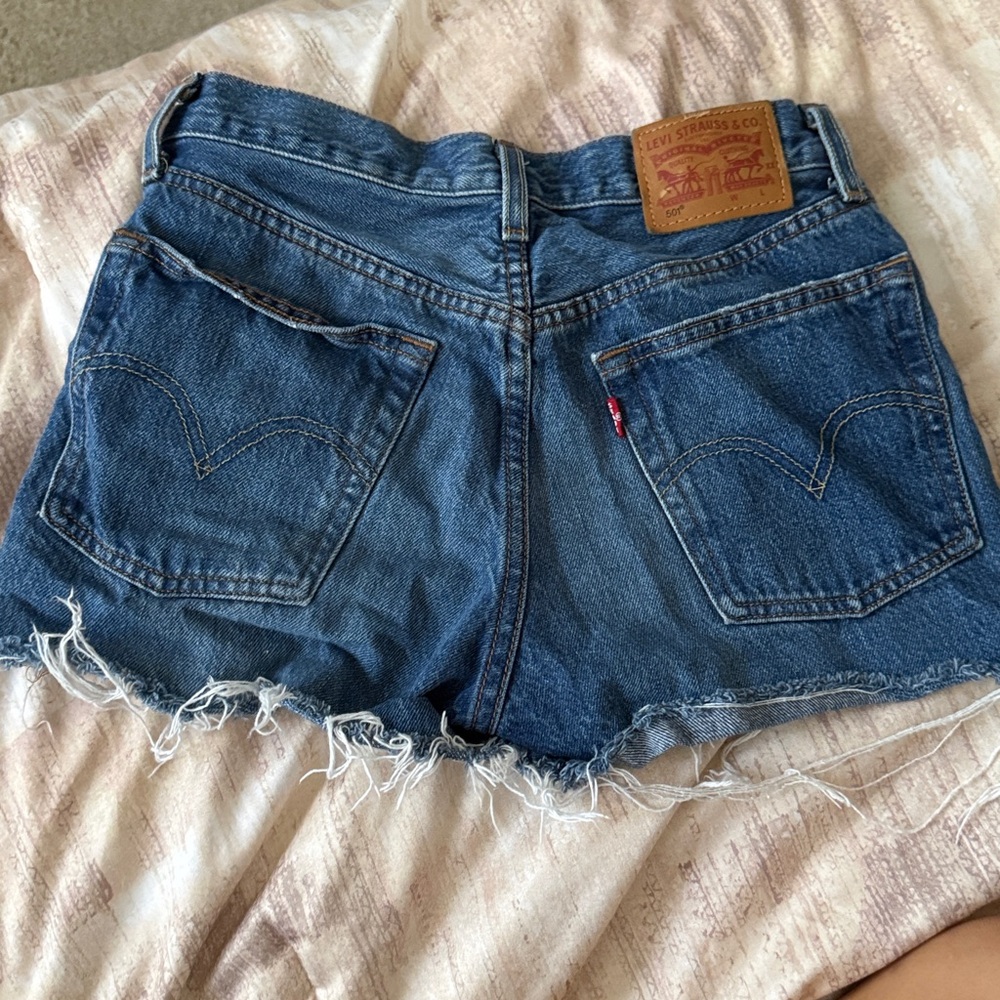24W Levi's Distressed Blue Jean Denim Shorts